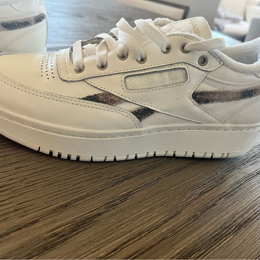 Reebok Club C tennis shoes. Maybe worn once, white platform size 9